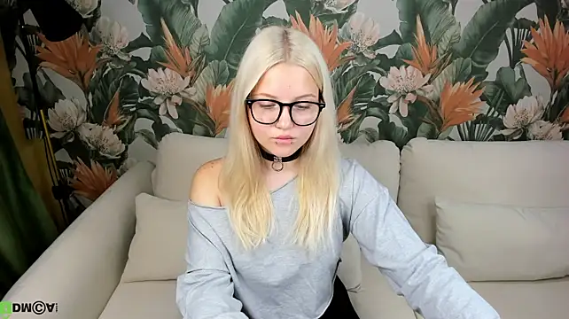 Velvet-Lun