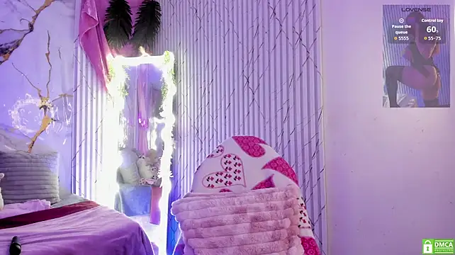 Naomy_tay1