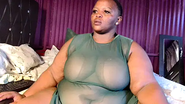 Bustyboobs02xx