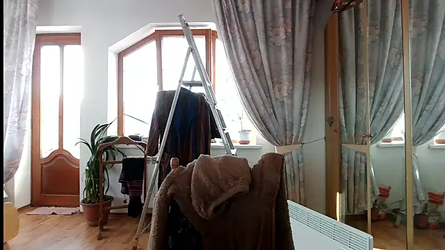 Ariane_Esther