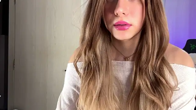 Isa_Pallmer live cam on StripChat