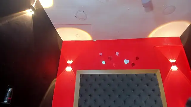YayaHilton
