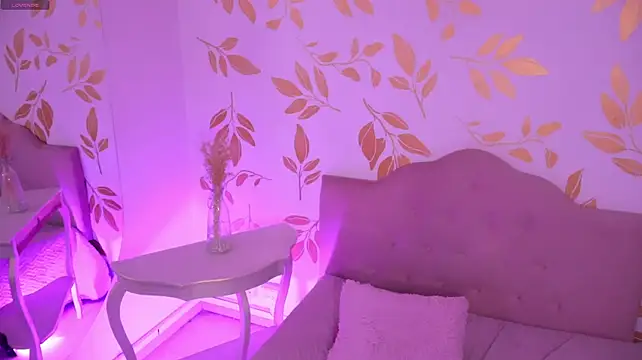 Misselektra__ live cam on StripChat