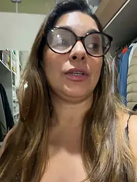 Mariiii_morena webcam