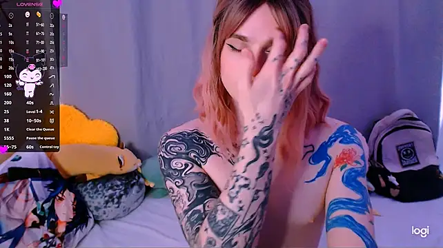 Alice_Hells live sex cam