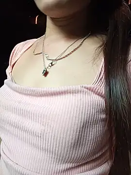 Heryy_xx live cam on StripChat
