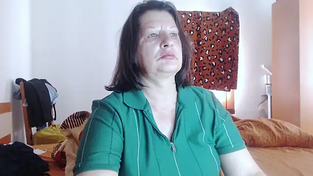 ExtasyMature live cam on StripChat