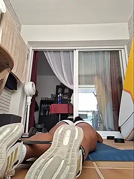 LEIRIS_Y_FRED_01 live cam preview