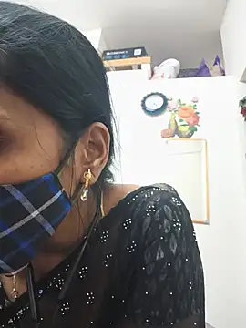 Tamil_Yalini12