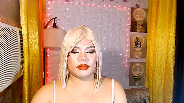 TSbrianaHugeCock