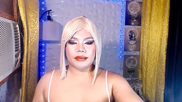 TSbrianaHugeCock