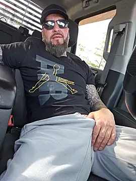 beardedtattood (Ask my age) - 😈Good morning daddy 😈