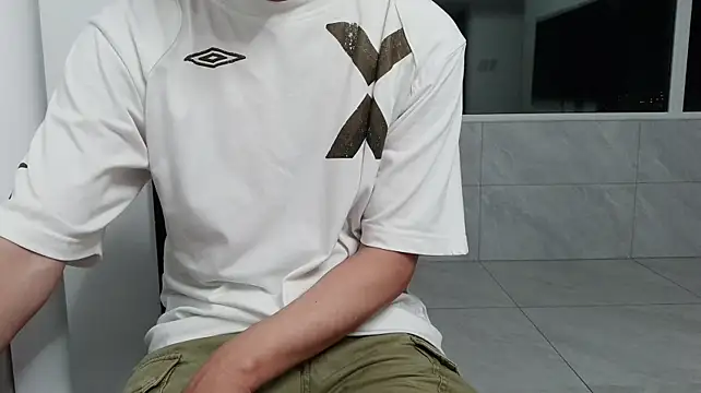 nole_china7 (Ask my age) - talk / fun / cum