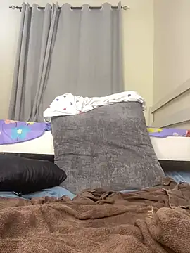 FREAKYBBW_001 webcam
