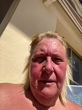 MoistCurveyChanel