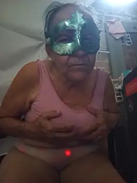 maira-hot