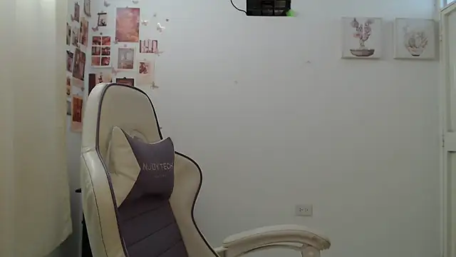 InocentHeaven1 webcam