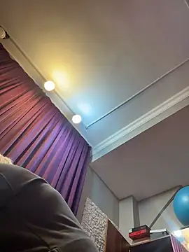 IveySin live cam on StripChat