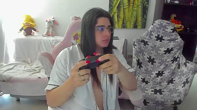 Modella: Khalifa_Gold
