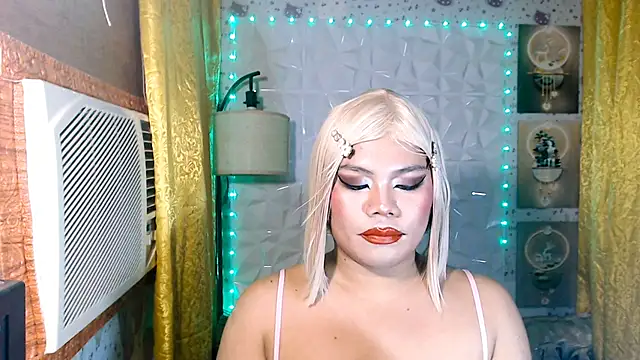 TSbrianaHugeCock