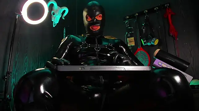 Master_Connor_BDSM