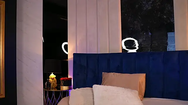 BlancheLuxe live cam
