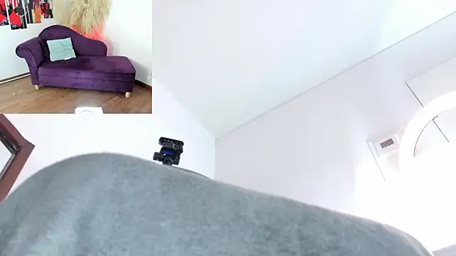 emma_sexxy live cam on StripChat