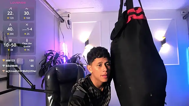 Alejandro_vega_ live cam on StripChat