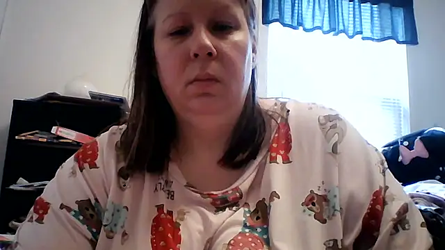 starlight1983 live cam on StripChat