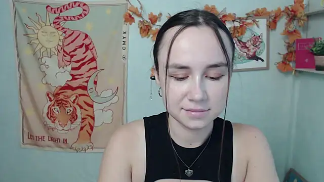 VeryVeryVeryShy_ live cam on StripChat