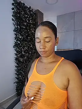 EbonyHorrny