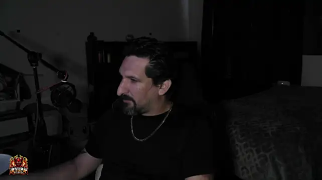 DevilPup75_