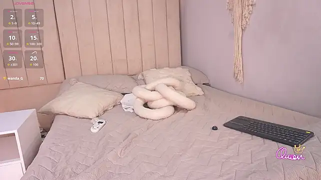Ashley_Beaomunt