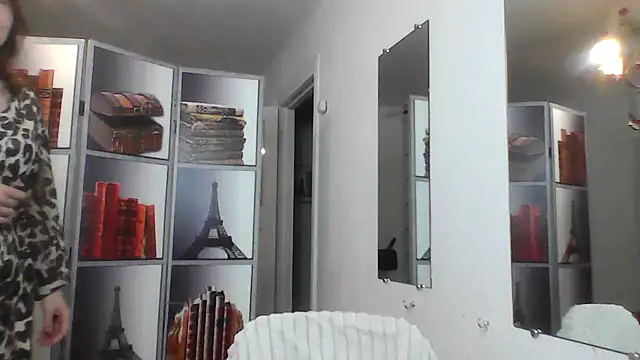 Selena_Moo