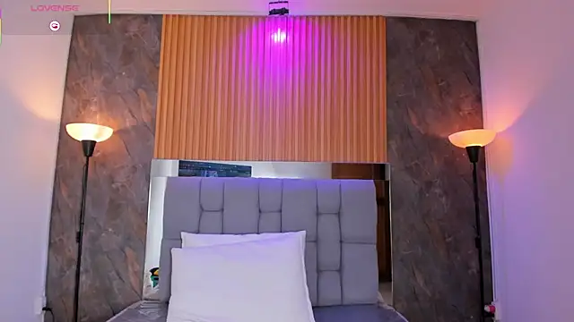 ariana_smith04