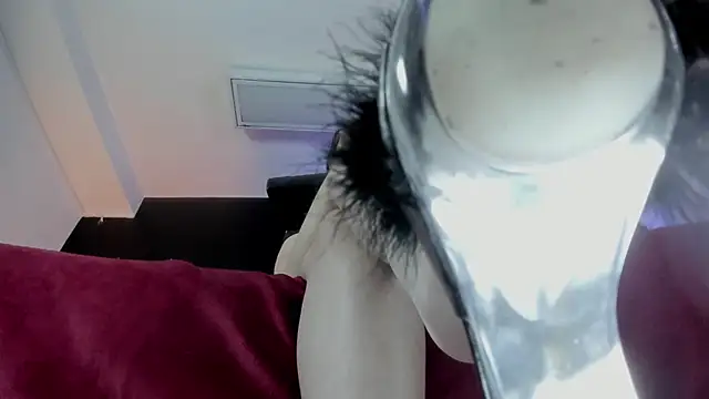 _Jade_16 live cam on StripChat