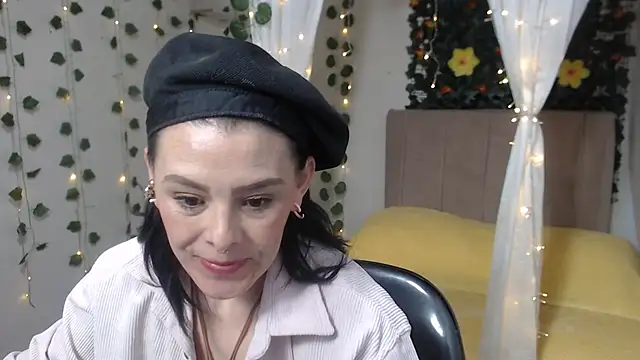 anahi_333