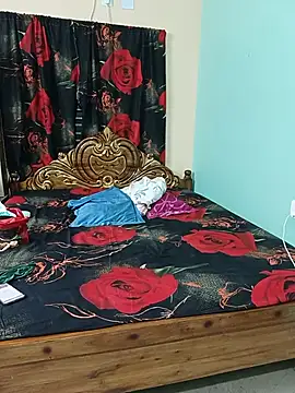 BongQueen9 live sex cam
