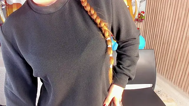 mia_18v