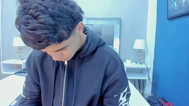 Charlie___Musk live cam preview