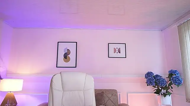 VioletJoness_