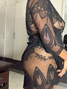 madelltheebony