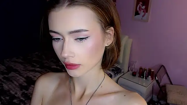 colette_pretty live cam on StripChat