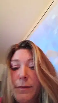 BettyandGold live sex cam