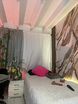 lonely_shewolf live cam preview