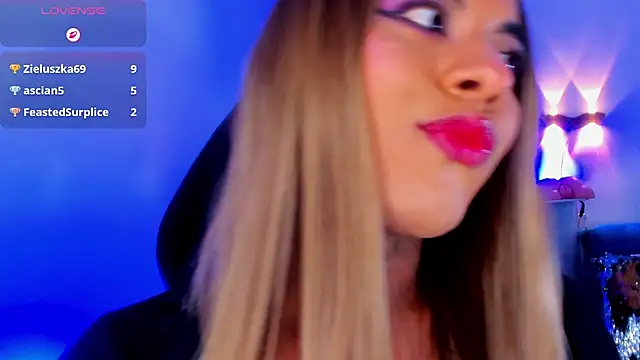 Emili_Roux live cam preview