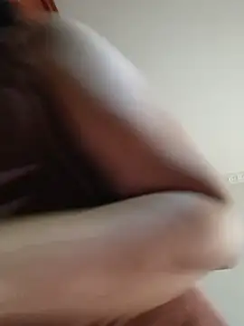 Antonella_SW1 live cam preview