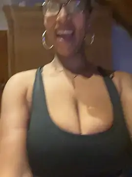 YoungKyraKush