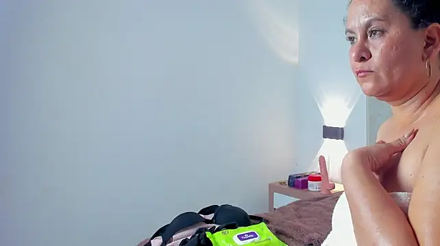 AmaraWattson webcam