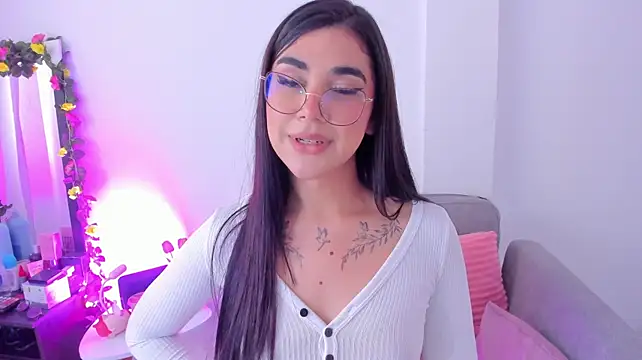 rosecassie (T young) - play Pantie for you